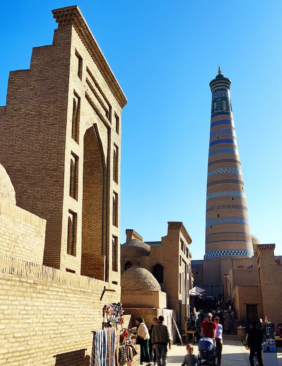 Khiva - Islam Khoja madrasa i minaret
