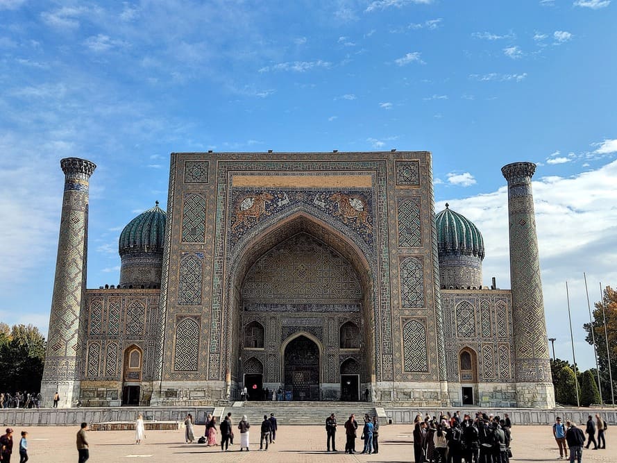 Samarkand - Ulughbekova medresa