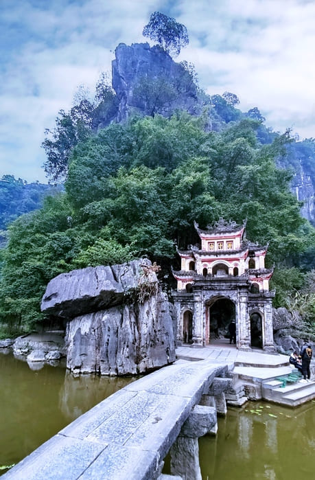 Bich Dong Pagoda