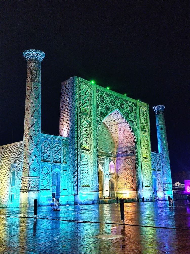 Samarkand - Ulughbekova medresa